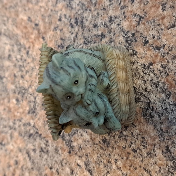 THREE PIECE KITTEN DECOR 😸 - Picture 2 of 4